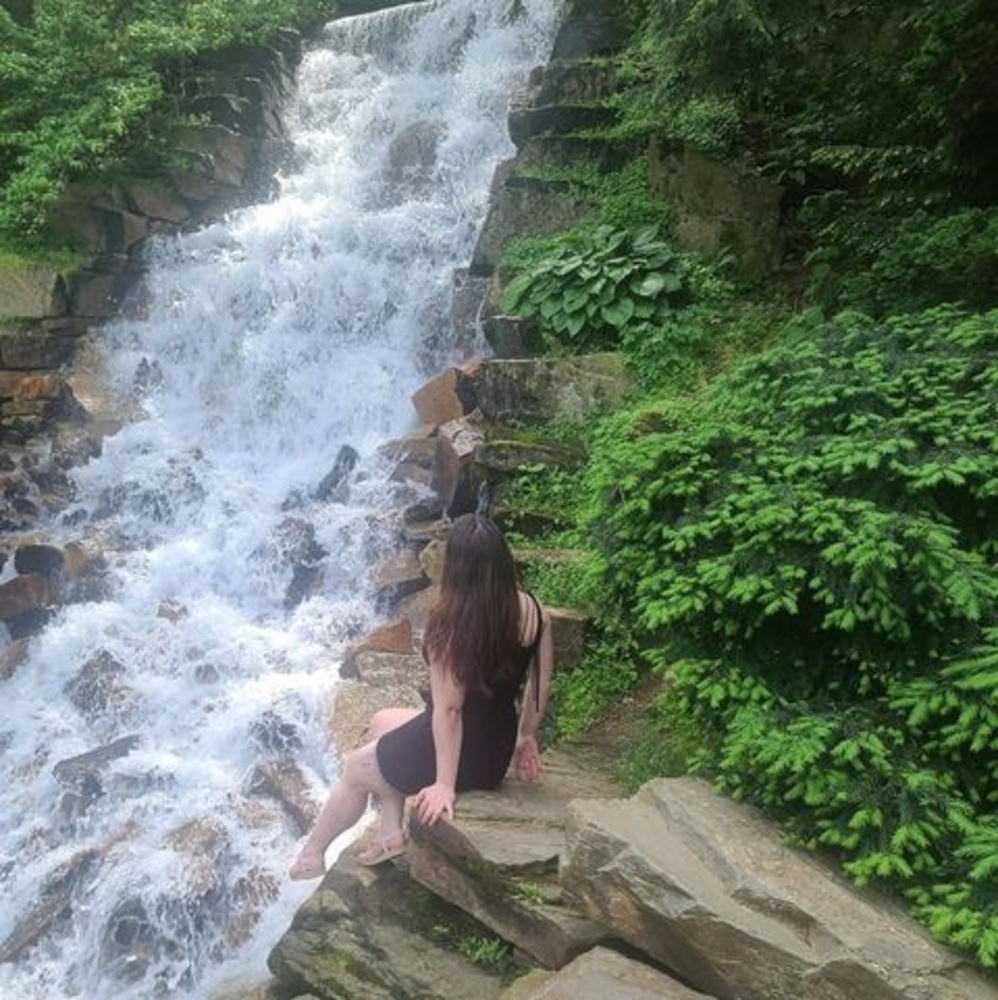 Meet your Posher, Aislinn